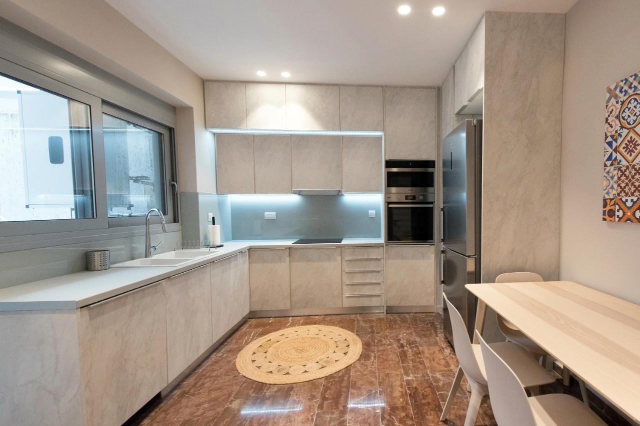 Athenais Luxury Apartment ภายนอก รูปภาพ