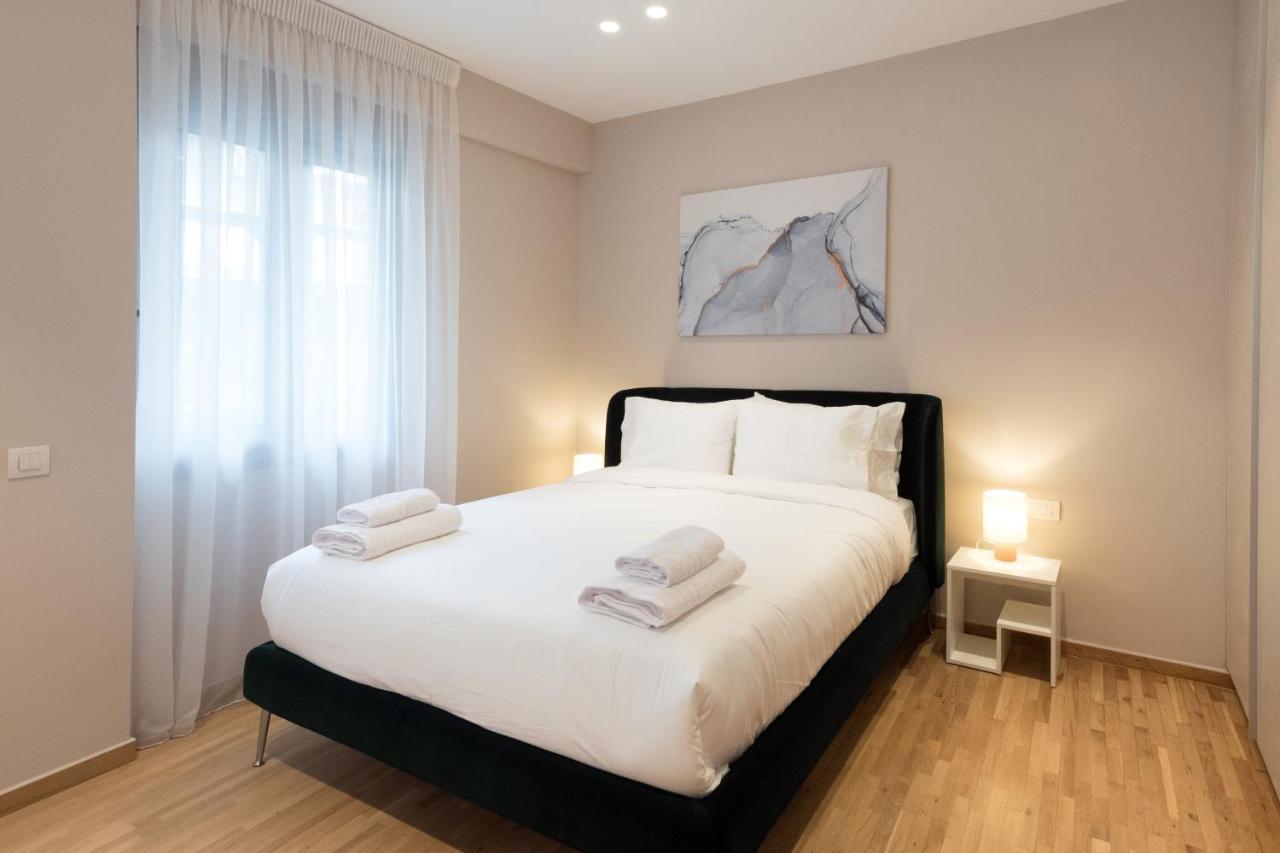 Athenais Luxury Apartment ภายนอก รูปภาพ