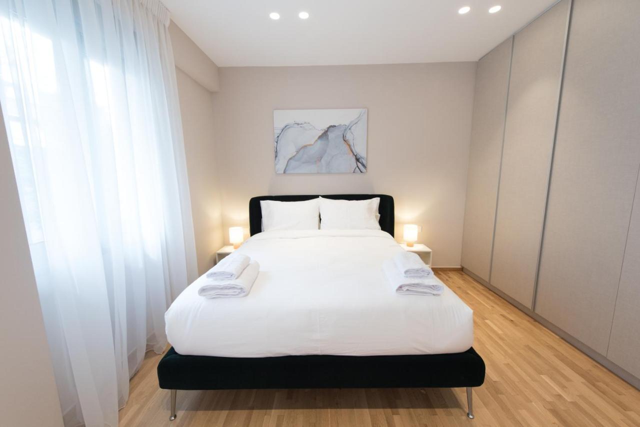 Athenais Luxury Apartment ภายนอก รูปภาพ