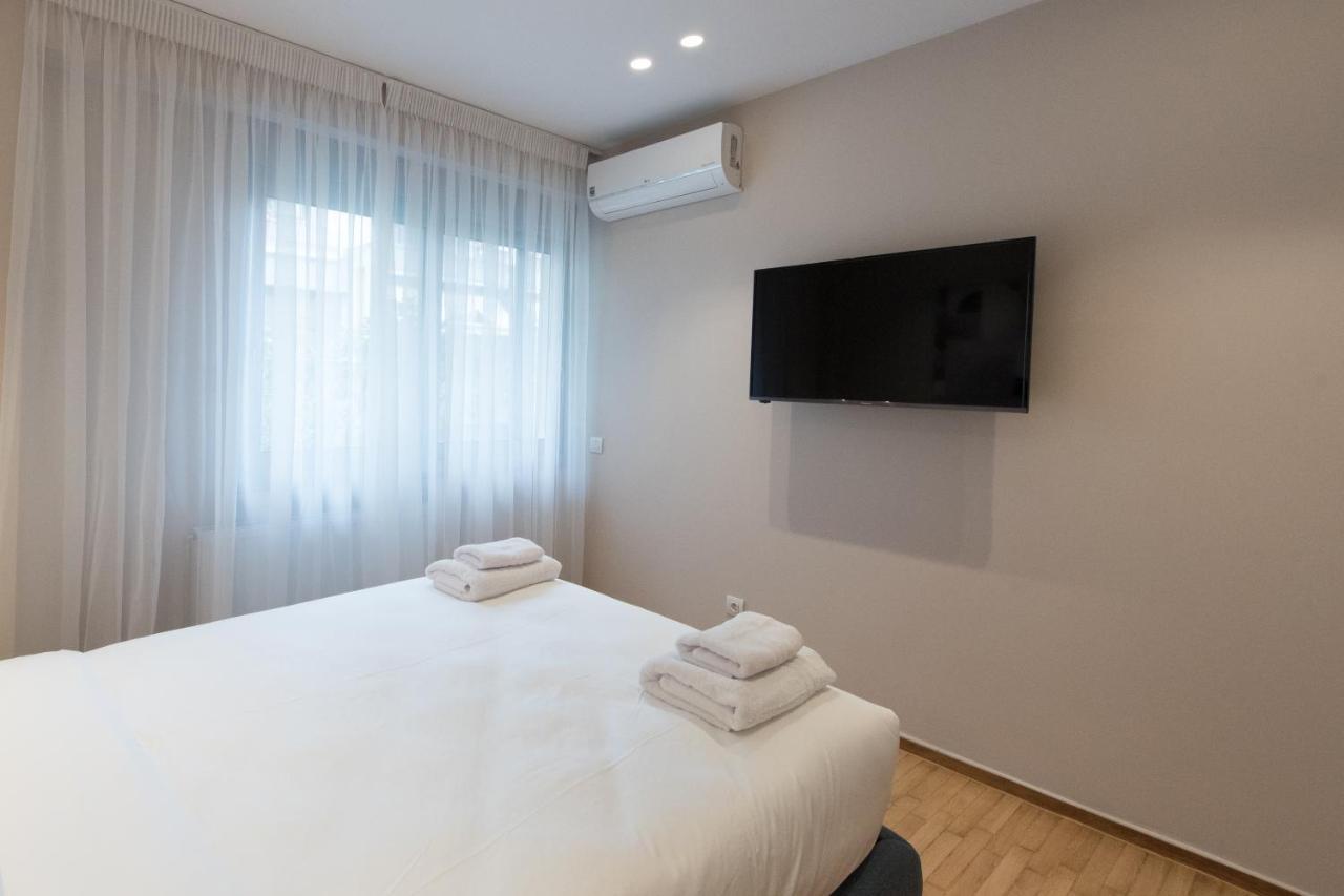Athenais Luxury Apartment ภายนอก รูปภาพ